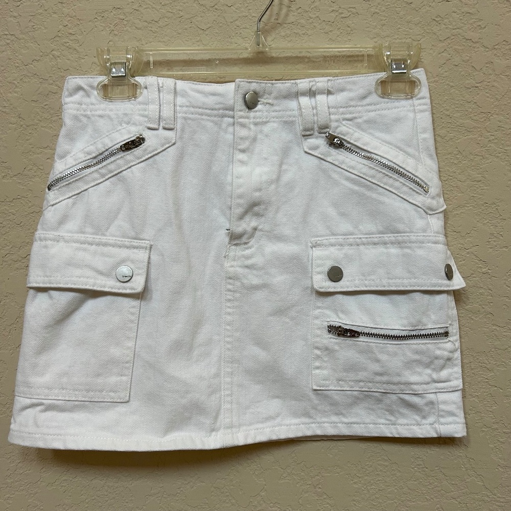 Tractr White Denim Skirt. Size 14. Like New